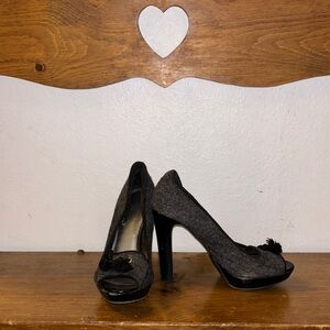 CHRISTIAN SIRIANO BLACK HEELS